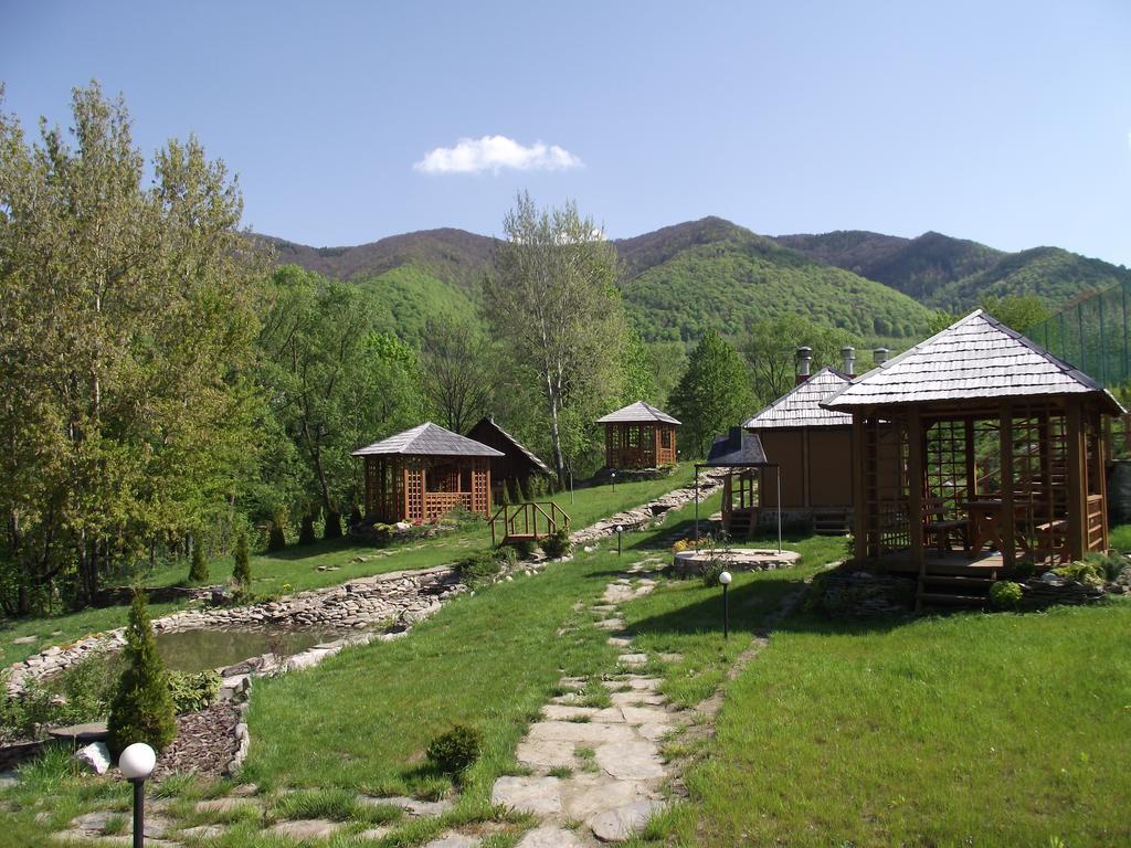 Spa Hotel Zoryani Karpaty Vyshka Bagian luar foto